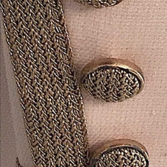 LOOKING FOR THESE VINTAGE BUTTONS OR COVER. Please let me know if you find them - Picture 1 of 2